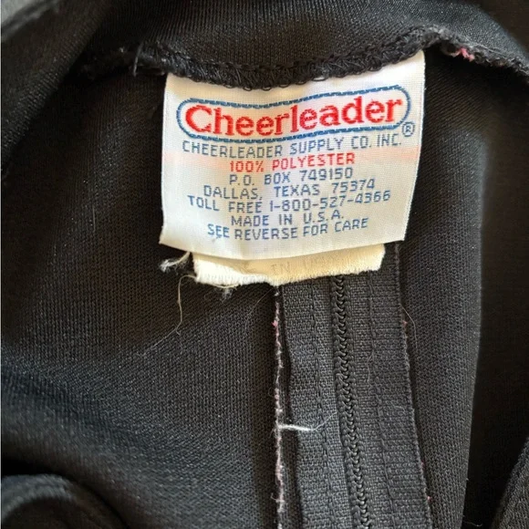 Cheerleader uniform.  Great for costume - Picture 2 of 8